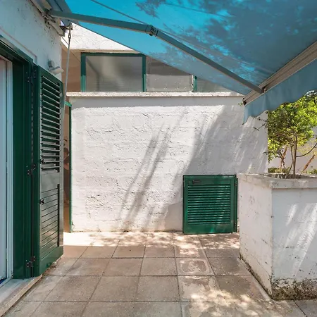 Specchiulla By Barbarhouse Hébergement de vacances *